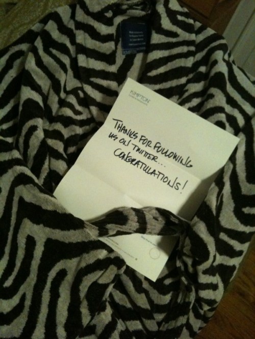 Sassy HUGE Comfy Robe from Kimpton Hotels