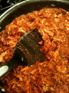 Tomato puree and shredded chicken